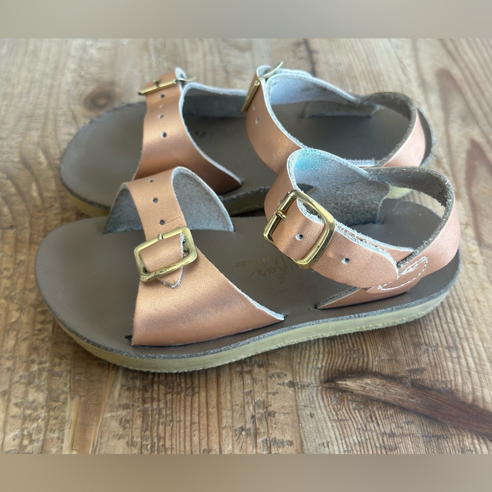 Rose Gold Saltwater Sandals, Toddler Size 7